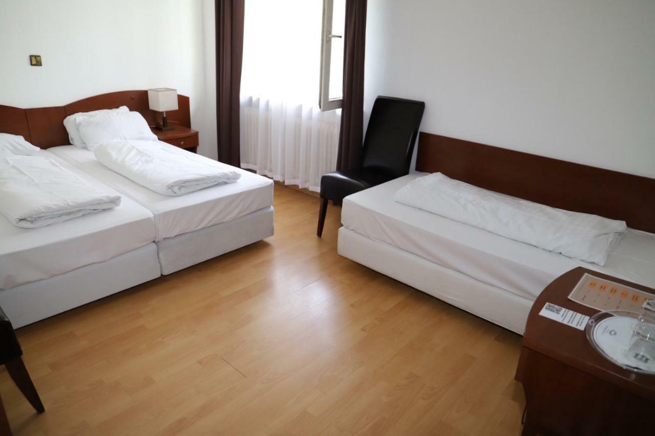 Hotel Aurelia Frankfurt nad Menem Zewnętrze zdjęcie